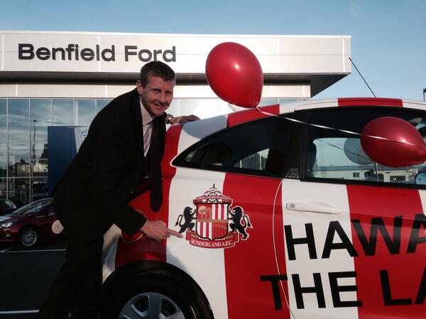 @DriveBenfield Crammy @jarrowarrow showing his racing colours #hawaythelads @SAFCofficial #CapitalOneCup #73onenil