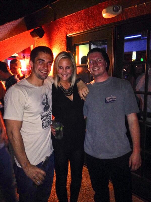 sassycassie92's tweet image. Forever my best friends 😋😋 #fallten #deltasig