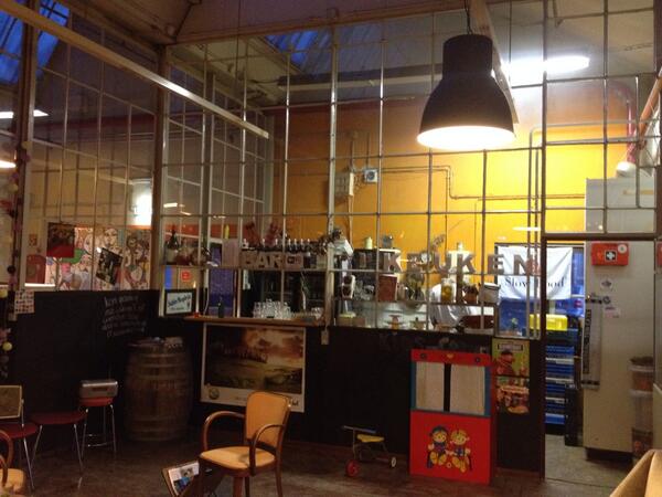 Afscheid oud-voorzitter RvC @BeterWonen in Stadslab <a href="/indie_almelo/">Indië_Almelo</a>  Prachtlokatie, vol historie.