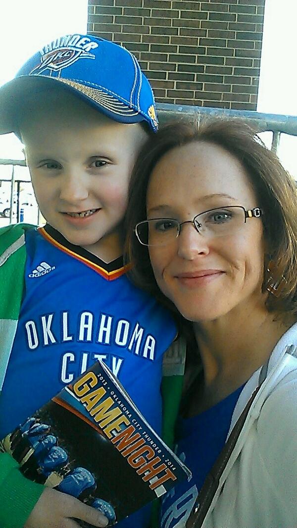 LittleOKRedhead's tweet image. Brody cannot wait to see @derekfisher tonight! Our first THUNDER game! Hearing aids are not needed tonight!!