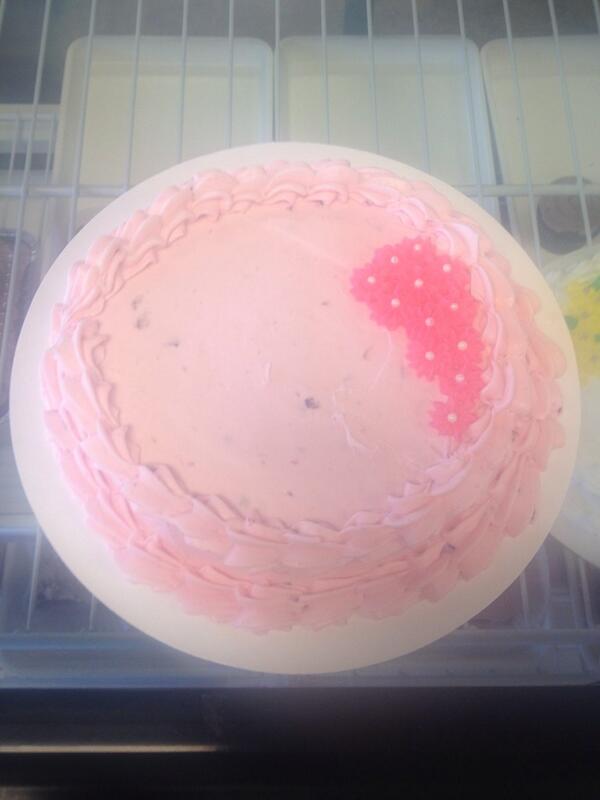 8" single layer strawberry cake. Only $18.00!