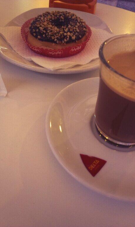 LaPatrisss's tweet photo. Bon dia!! #DissabteDeCrida #ArranquemMotors http://t.co/lmSO39GBdt