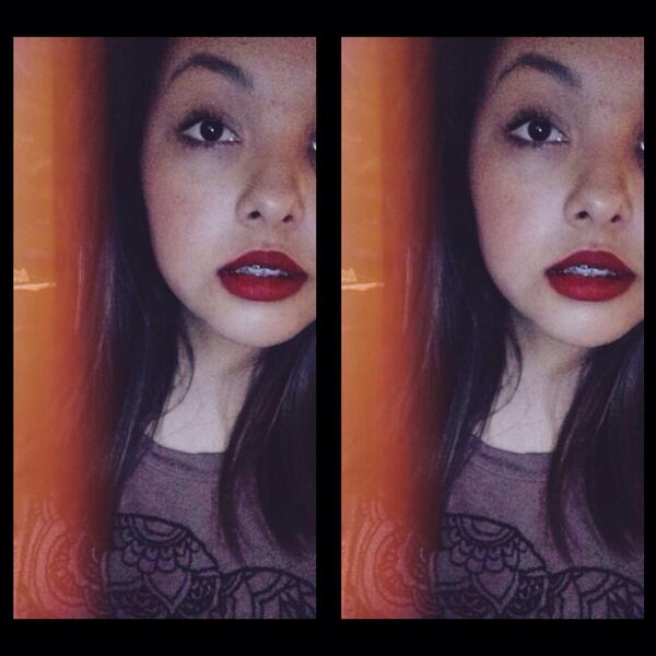 harrystagrambro's tweet photo. WHO DO YOU GUYS SHIP ME WITH?¿?¿ http://t.co/vMNAEZfe9D