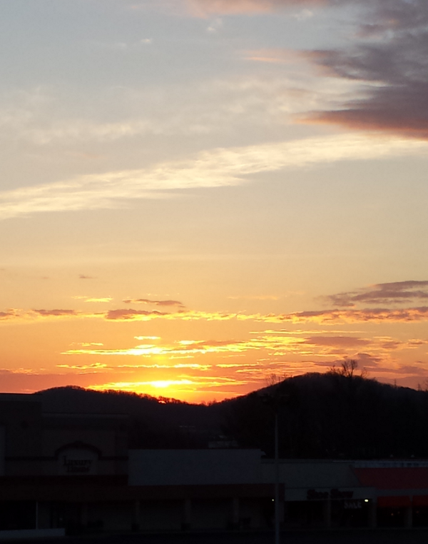 Happy 1st March morning #ourlynchburg ... even better while listening to #Beck #Morning as sun makes ascent.