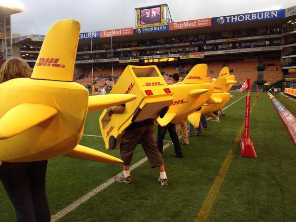 DHLAfrica's tweet photo. Last night's #DHLDeliveryRun at @Club_Newlands! The winner of this short race walked away with R1000! #DHLDelivers http://t.co/lAuIiEPF17