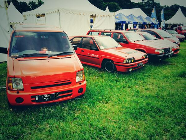 RT<a href="/ganlobcom/">GANLOB.COM</a>: Sgala macem komunitas otomotif bisa Ganlobers temukan di @PARJO_ID contohnya <a href="/redcarcommunity/">Red Car Community</a> <a href="/rcci_bcd/">RedCarCommunity BCD</a>