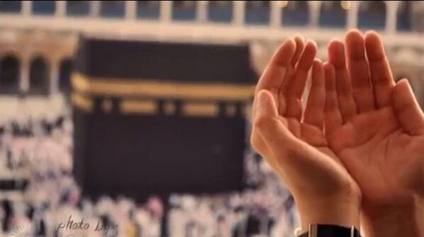 Berlin_5's tweet image. ربي إني أسألك بخوفي من عظمتك وطمعي برحمتك أن ترزقني ما كان خيرآ لي في ديني ودنياي وعاقبة أمري .