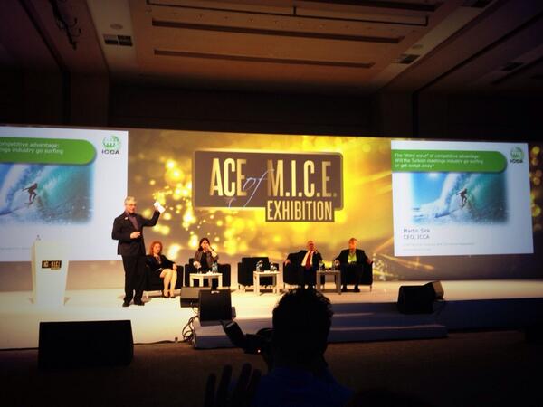 mirey59's tweet photo. ISES Uluslararası Komiteler Baskani Andy Callin M.İ.C.E. Zirvesi Paneli'nde... http://t.co/MacYz6pOAT