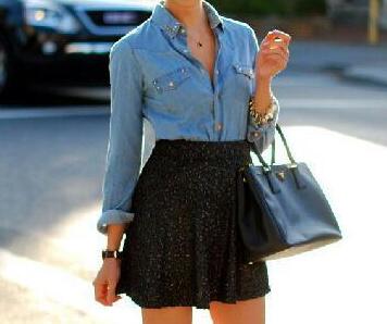 ModaUna's tweet photo. Camisa vaquera con cuero negro http://t.co/ZJUwXUeiSW