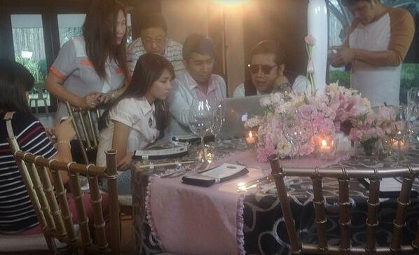 xoxoKATHGHIE_26's tweet image. incspark's photo #kathrynturns18 #debutprep #kathrynbernardo ©