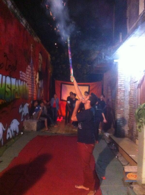 masio udan mas mulana twtep semangat nyumet kembang api #TUGUBUSTAMAN