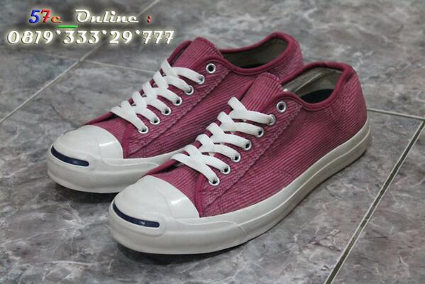 sepatu converse pink