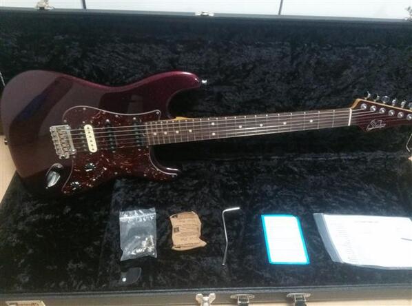 Edward_Faisal's tweet photo. Wooowww RT @radyaguitars: Suhr Classic | 35jt http://t.co/2zBkNSma16