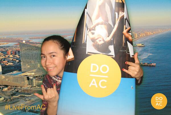 scoopstweet's tweet photo. I'm at #LiveFromAC at SOBE Wine &amp; Food Festival! Stop by to win a free trip to #DOAC now! @VISITAC http://t.co/LzPfGLmQCK