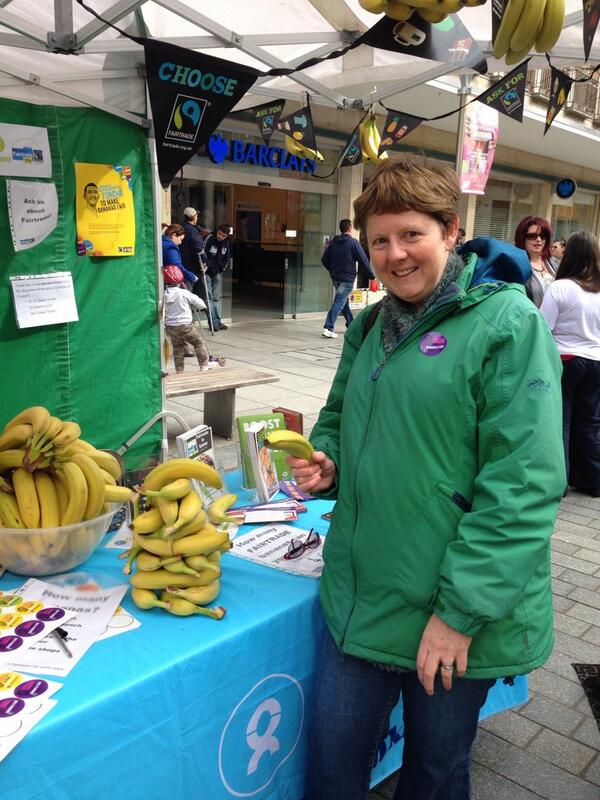 InfinitySoaps's tweet image. Cllrsutton balancing bananas for fairtrade @sainsburys #fairtrade #exeter