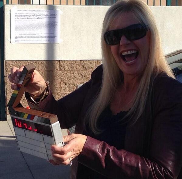 StorageWarsAETV's tweet photo. Looks like @PayTheLadyLaura is excited about the new season of #StorageWars!  via @AuctionGuyDan http://t.co/jvUsOjLUzG