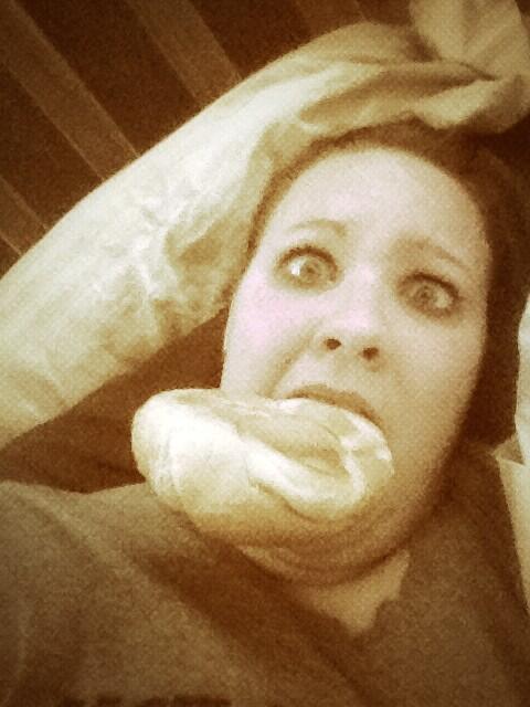 WhitArmor's tweet image. Fell asleep in the car and woke up in my bed with a croissant. Scary things are happening!! #iranforit #croissant