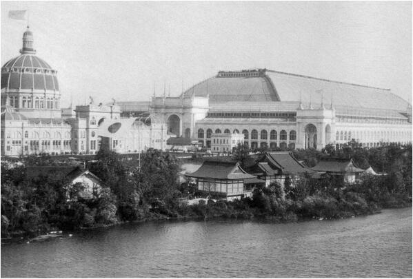 gardenchicago's tweet photo. The Garden of the Phoenix in Chicago  originates from Japan's participation at the 1893 World's Columbian Exposition. http://t.co/4qACVNG8S8
