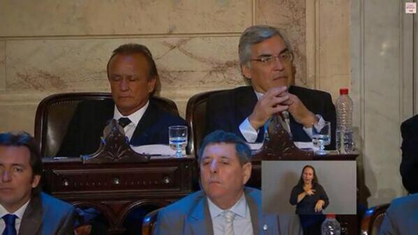 Reporte_Futbol's tweet photo. La Foto Del Día: Del Sel se durmió cuando se llevaba a cabo hoy la Asamblea.  http://t.co/UVox2V8V7z