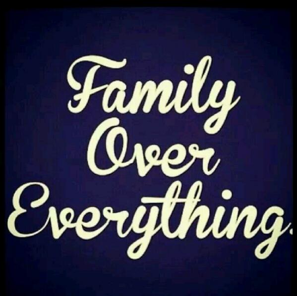 Artemis_0001's tweet image. We are Family #EST4 life #Laced up @Est19xxFans @ESTFamiIy @machinegunkelly