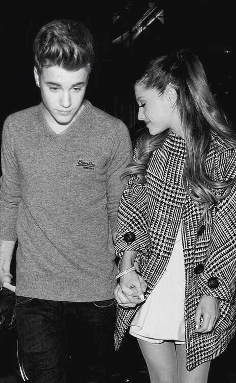 Ariana (@imcginaticn) on Twitter photo 