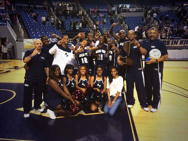 SCGermania's tweet photo. "@AndreAgassi: Hard work and focus... Congrats @AgassiPrep! #StateChamps #Nevada http://t.co/qtFssqdDG4"