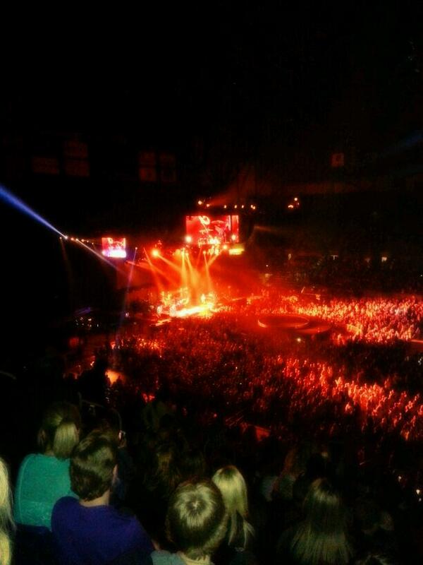 bwarren0808's tweet photo. @leebrice last night at #fargodome. Went to the concert to see Luke Bryan and left a #LeeBrice fan. Great job fella! http://t.co/BbZUTCLb62
