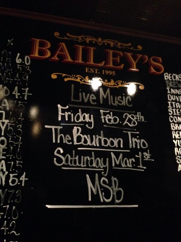 MightySpectrum's tweet image. Where there's smoke, there's fire....and great BBQ! We start at 10:30p!