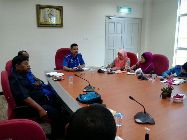 shukri5185's tweet photo. Mesyuarat pdpa kota setar bil 2 @kpjpam @TKPOjpam @Moqta70 @SaifuddinJPAM http://t.co/ZApaCrQEbt
