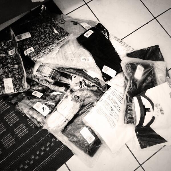 lilacxdreamer's tweet image. I&apos;ve got a problem #itstimetostop 😂