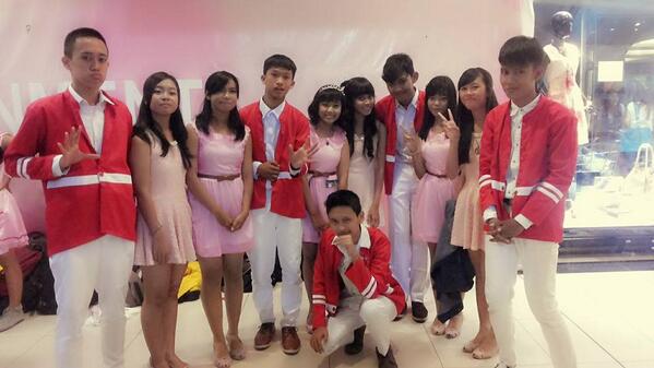 Nuvenus_dc's tweet photo. with @SPARKLee_dc http://t.co/PVEC0ujPI1