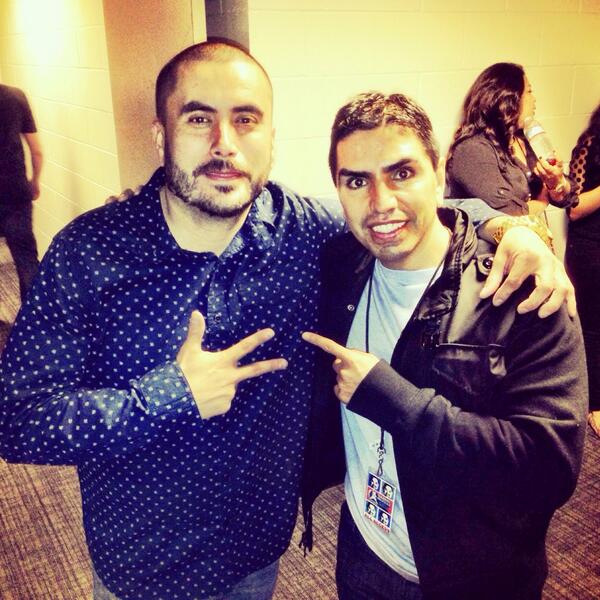 ElshowdePiolin's tweet photo. “@ALFREDROBLES: Chilling with @ElshowdePiolin ....#SanJose #UnityThroughLaughterTour http://t.co/1skHGzcwxn”Carnal Say thank u to your bro🐓