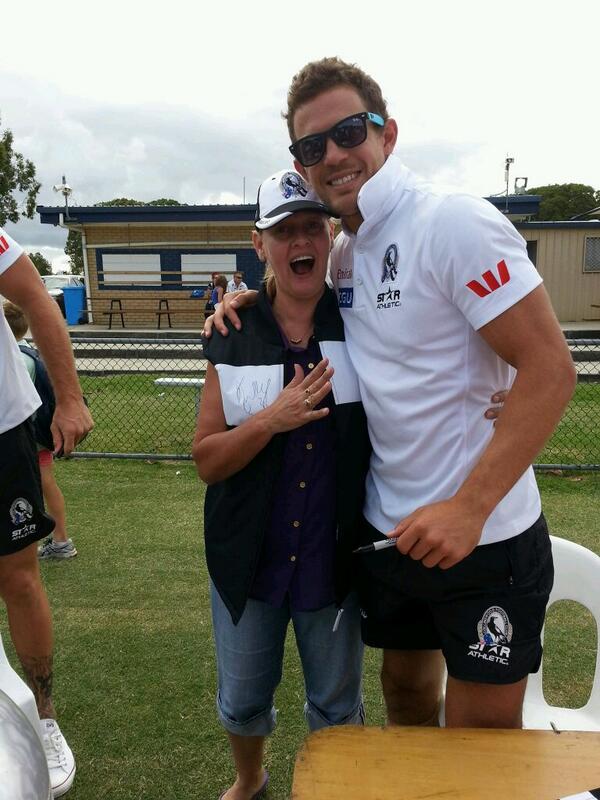 armstrongstime's tweet photo. Friday was epic http://t.co/OxQDm5U1Lg