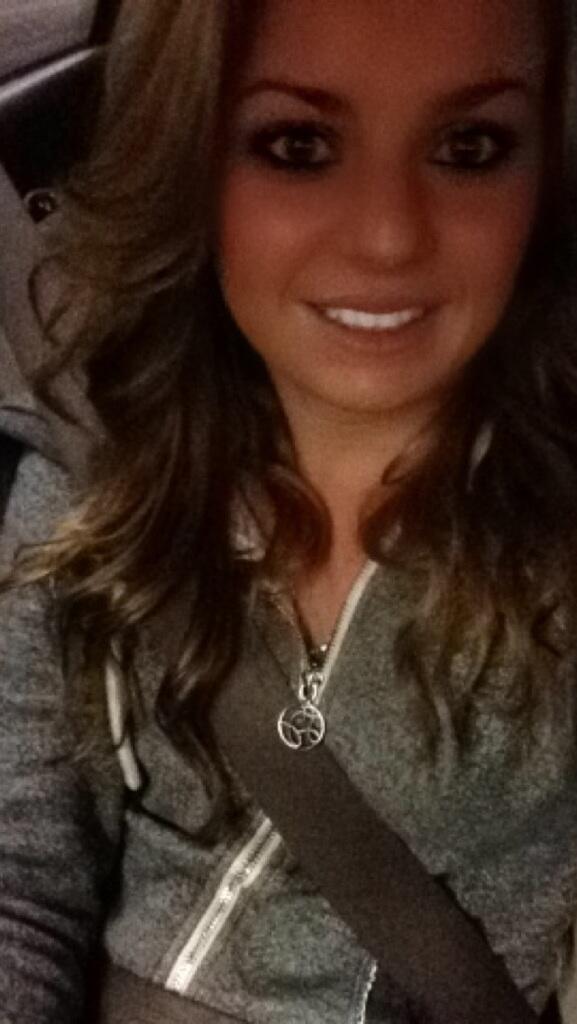 smcneill's tweet photo. Beautiful girl http://t.co/sXuhk6xXNE