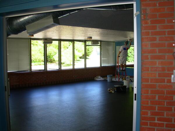 CDMPAINTING's tweet photo. We @CDMPAINTING custom paint commercial projects, consult everything from color and scope of work to finished product http://t.co/0deA7BH12l