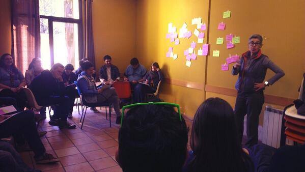 AccioEscolta's tweet photo. Arranquem el diumenge amb una interessant formació sobre lideratge! #Capsa14 http://t.co/nWUaJHfXrN