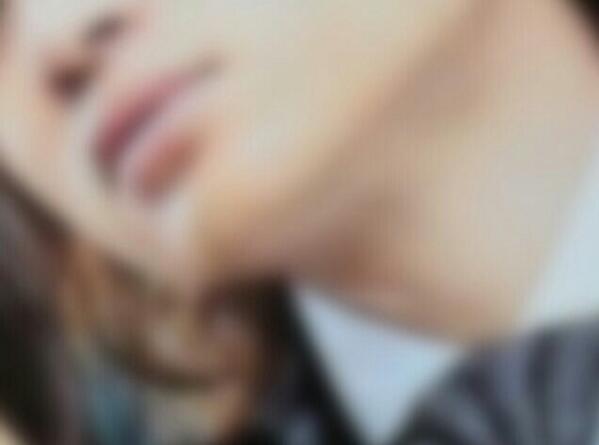 __________FAKE_'s tweet photo. ...

.

.

.

.

.

.

　　　　どれ丈　裙を　追い掛けて裳

　　　　　　R　　　↪　　　F
　　　　  　　魅区　　/　　紫

:

　　　　　　　 　届迦綯い

.

.

.
.

... http://t.co/e0xNzzjdpu