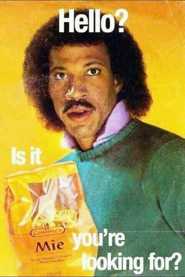 Chrspls's tweet photo. Wen ai see a bich with big booti in teh store looking fur semting http://t.co/BolBs6VAqp