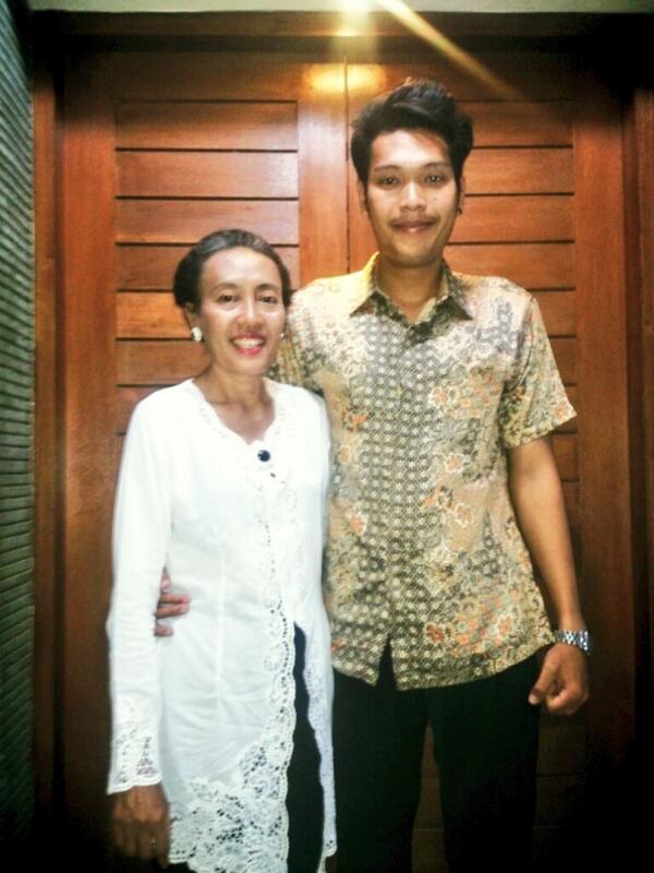 GunkRedi's tweet photo. My mom my heroes :* http://t.co/cWpMgiu3kI