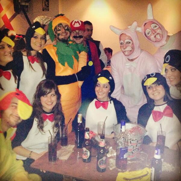 nuriamingorance's tweet photo. Remix carnavalero 🐥🐧🐰 http://t.co/D5XA75haVK