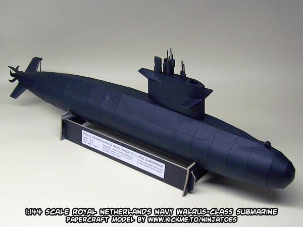 Walrus-class Submarine Papercraft