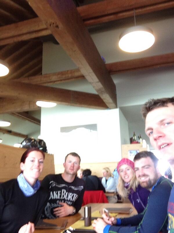 JR8033's tweet photo. @SarahRoper8 king selfie in Austria ischgl wot a resort! http://t.co/HoqH6xX0PS