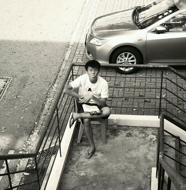 VJRockHard's tweet photo. Say hello to our #nofear uncle OG Head @LetsGoBoom http://t.co/LxrMiKC2HE
