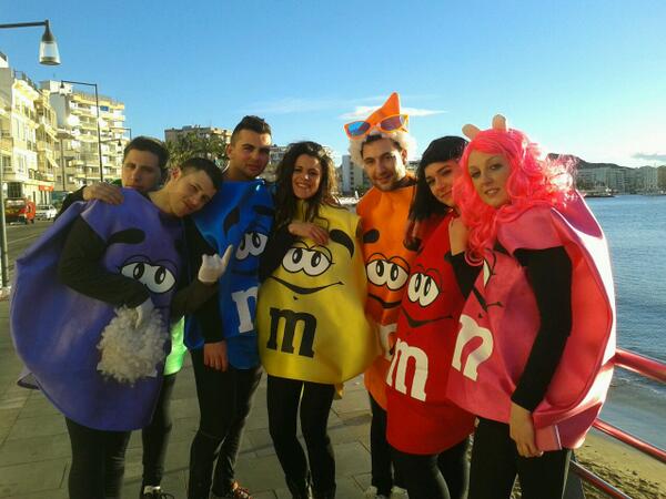 lolicar84's tweet photo. carnaval impresionante..con @jorgesgt89 @jkprimo89 @Romera2802 @verolepiu @SalcedoVero18 http://t.co/Zoh7GASCVt