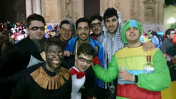 JosePipayo23's tweet photo. Foto de carnavales de algunos componentes de @LaMatoja y de los totibios y algún inflitrao... http://t.co/gerYWXybYk