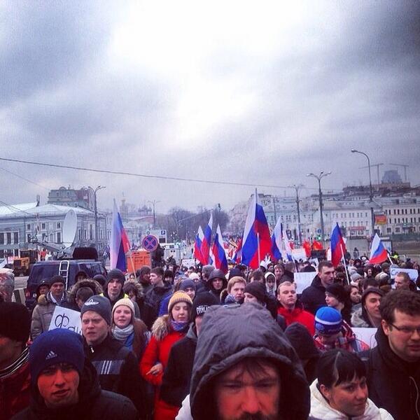 v_kislui's tweet photo. “@alen_kuzmina: Жаль живу далеко! #СвоихНеБросаем http://t.co/3GUaQ2KReB”