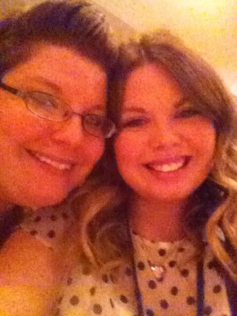 JenniferBruce8's tweet photo. My sis and I @GADCON #lovingfamily #feelingthelove http://t.co/2m9VdSq10M