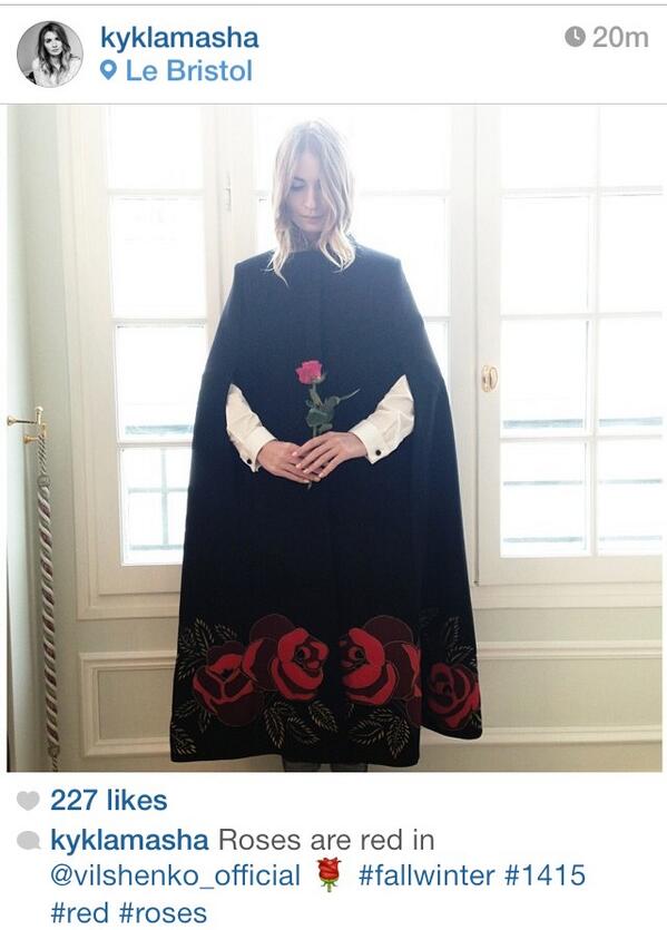 Vilshenko1's tweet photo. @kyklamasha in the @Vilshenko1 showroom at #ParisFashionWeek Le Brisol Hotel x #pfw14 #fashion #style #blogging http://t.co/YGqKcTql4Q