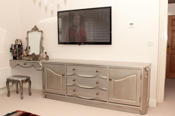 AlbanInteriors's tweet photo. Dressing table with side chests in a distressed Silver finish http://t.co/XQW7njY9jI
