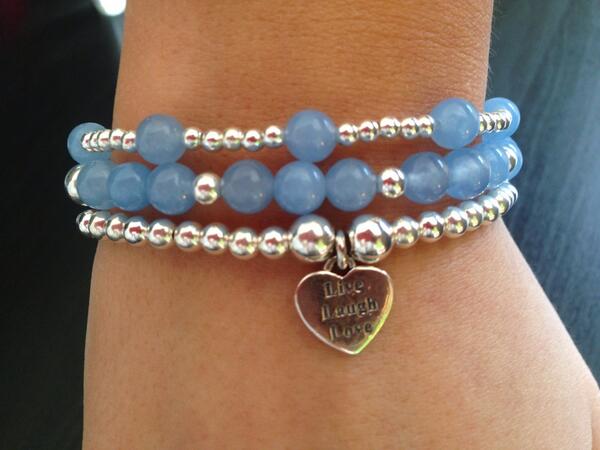 AmorellabyKate's tweet image. Sterling Silver Trio - Live, Laugh, Love #heart #bluejade #silver